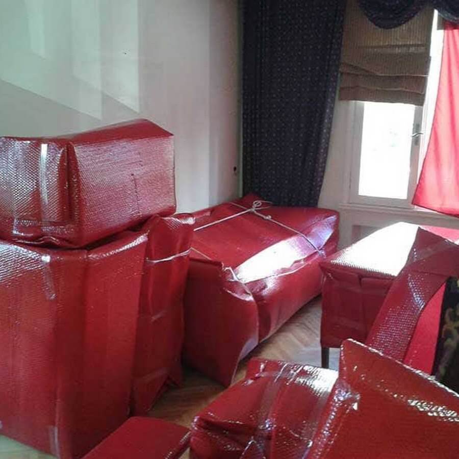 Taşınma günü yağmur yağarsa önlemleriniz hazır olsun. : Kapak Görseli